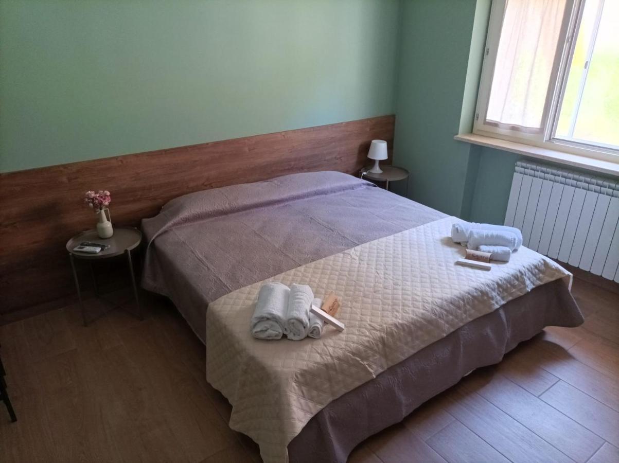 Incastro B&B In クロトーネ エクステリア 写真